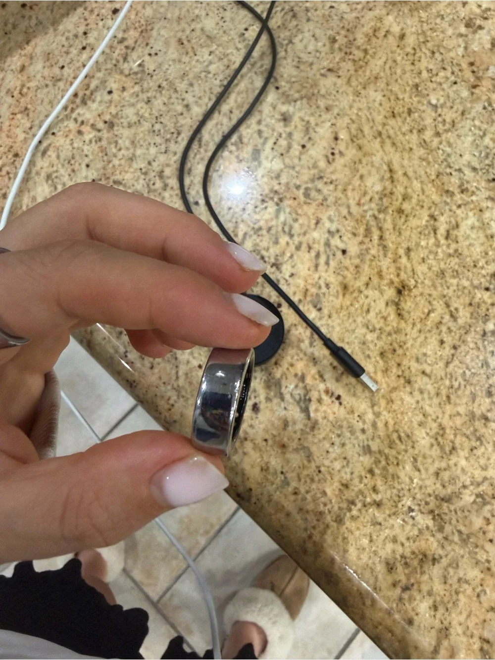 Oura Black Charging Dock with Cable